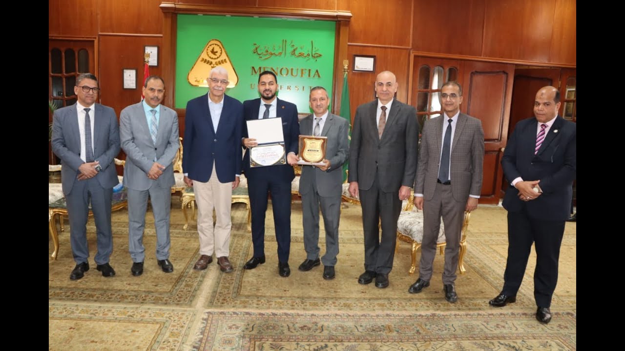 تكريم طلاب منحة الاستشعار عن بعد بقسم الجغرافيا كلية الآداب جامعة المنوفية، منسق التدريب/ صلاح دياب