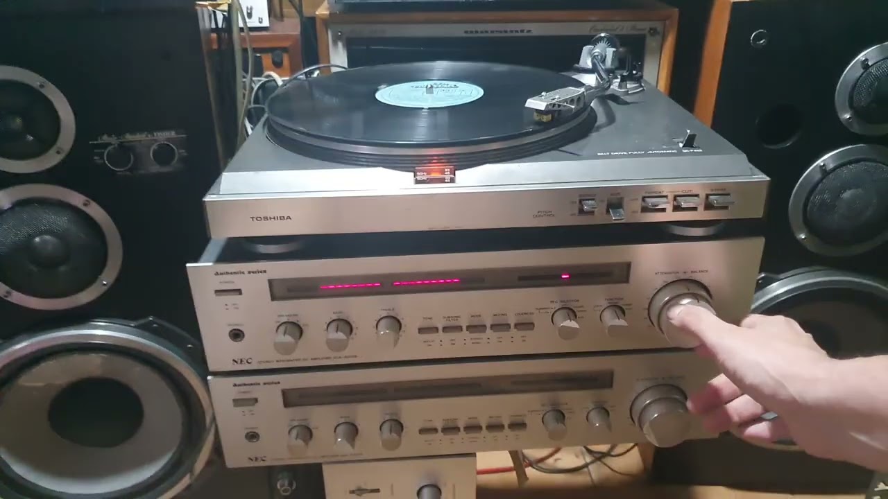 NEC & TOSHIBA EQUIPMENT TOP OF THE LINE SPEAKERS FISHER 40 KG BERYLLIUM .MUSIC : TELEX: MOSKOW DISCO