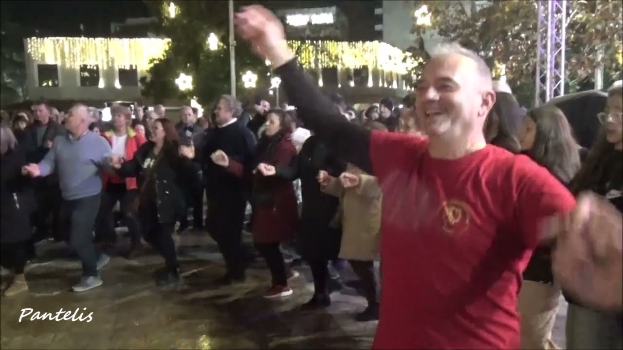 ΧΟΡΟΙ ΤΗΣ ΗΠΕΙΡΟΥ με τους ΝΙΚΟ ΜΠΟΥΣΙΟ (κλαρίνο) ΑΡΓΥΡΗ ΚΟΚΚΟΡΗ (τραγούδι)