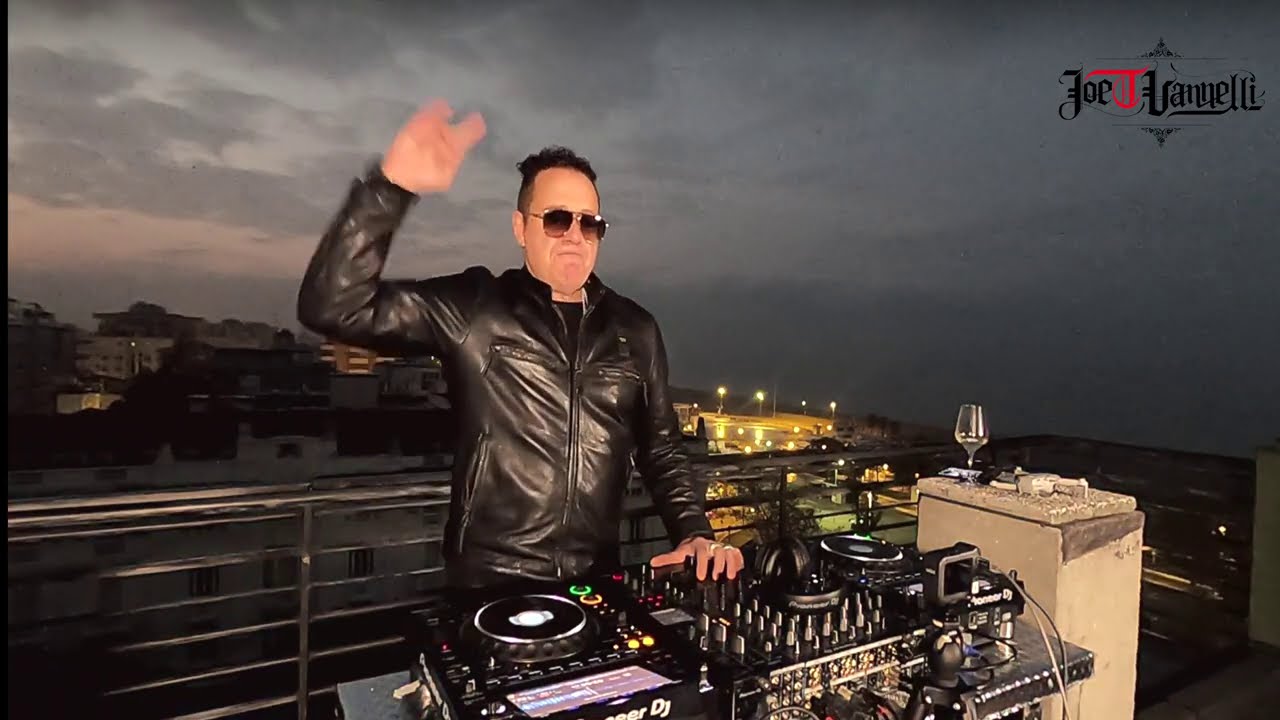 RICCIONE JOE T VANNELLI LIVE ON TOUR TORRE DEL 900