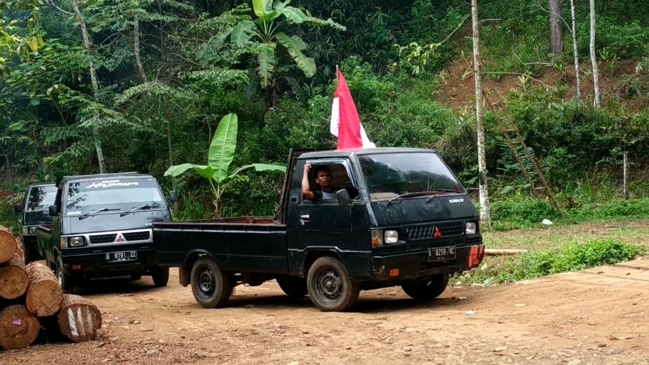 BANYAK L300 NAIK GUNUNG
