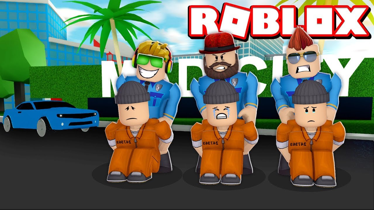 BLOX4FUN COPS SQUAD in ROBLOX MAD CITY / ARRESTING BUNCH OF CRIMINALS