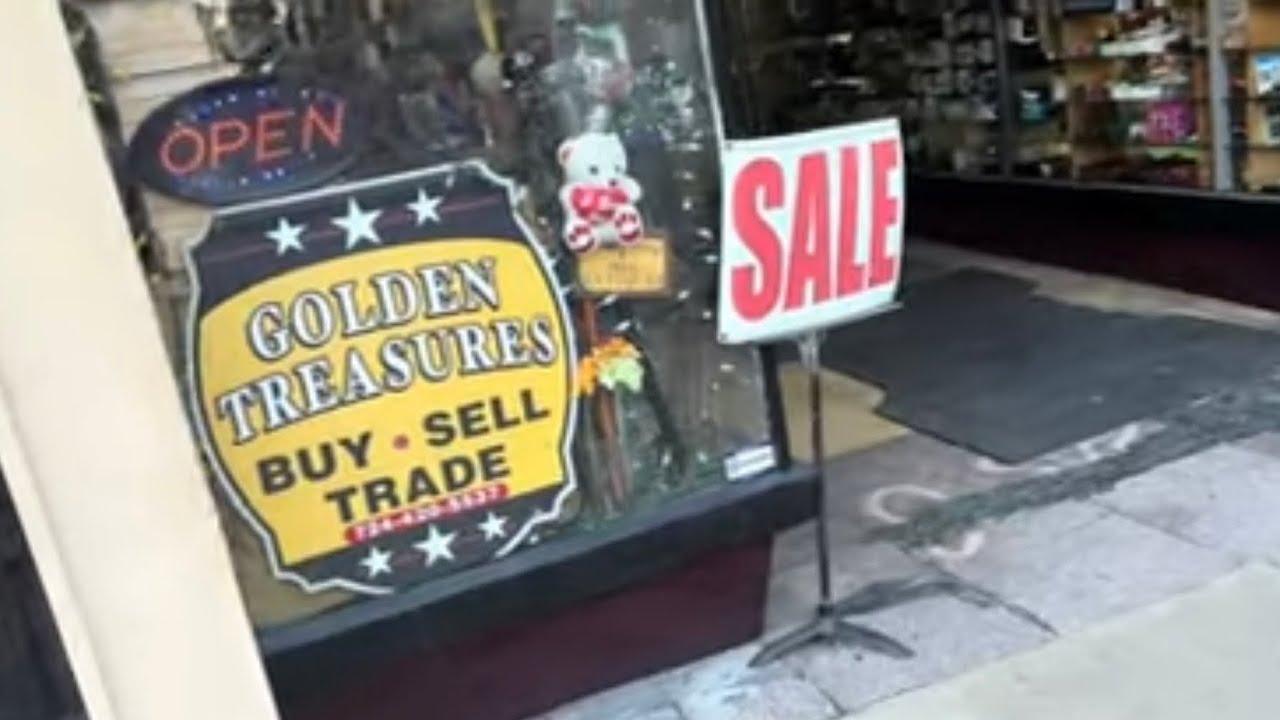 VHS Hunt for my 44th Birthday! Golden Treasures In Greensburg PA - EPIC Laser Disc SCORE