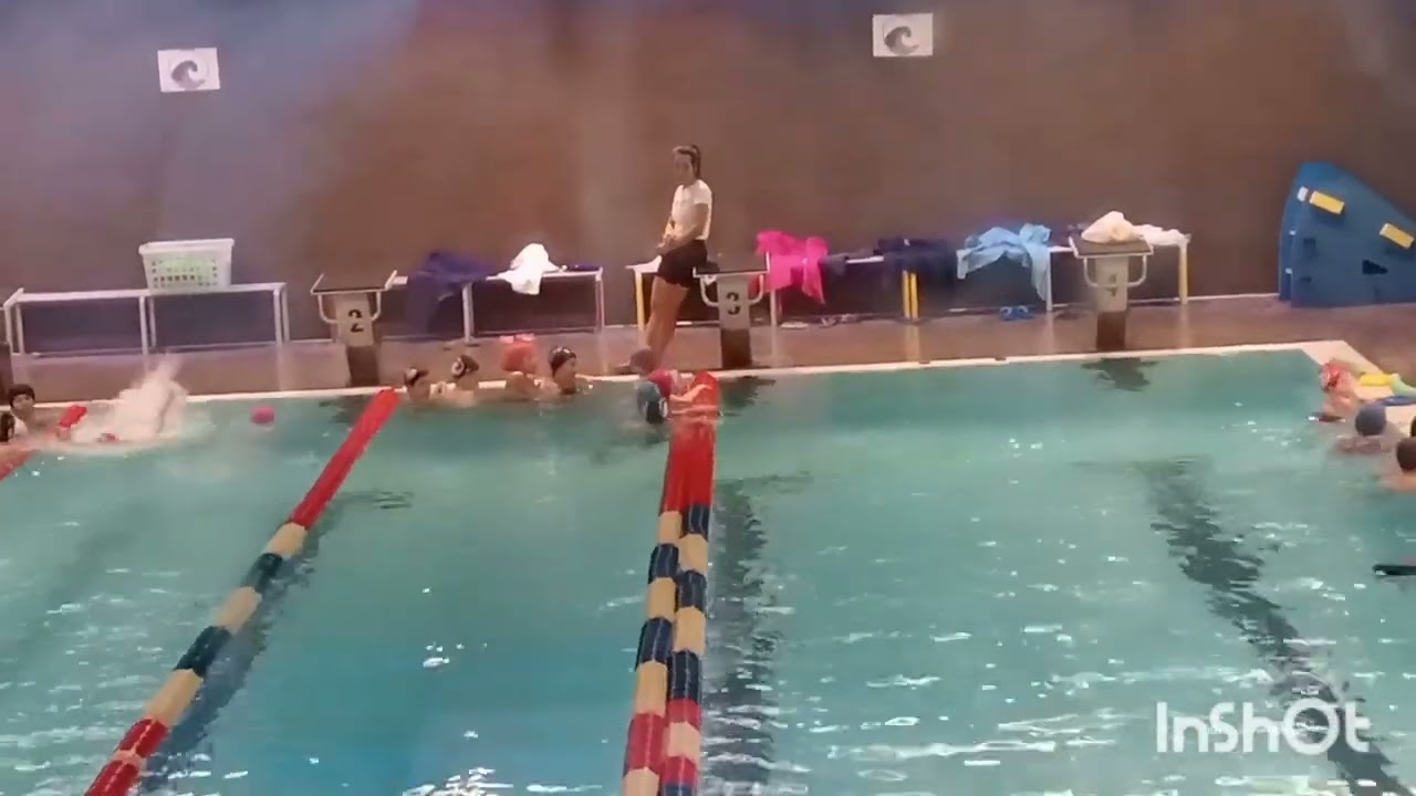 swimming lesson of the kids#piscina corso di nuoto bambini@milano🏊