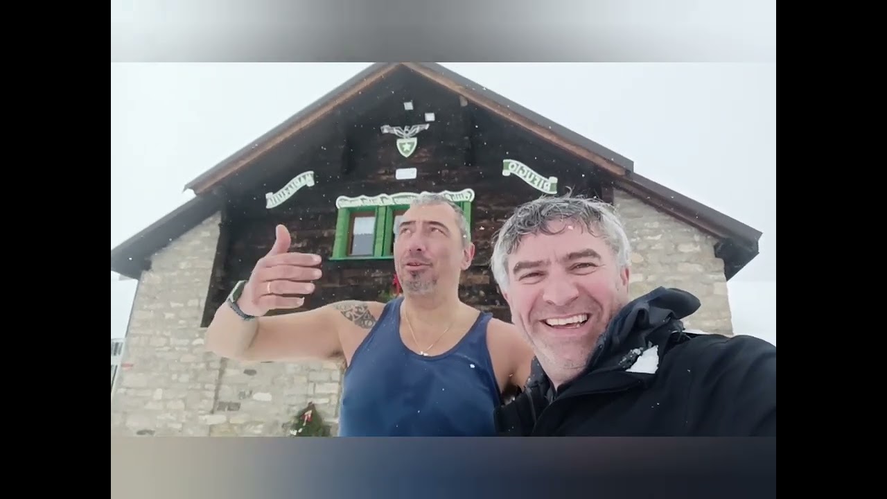 Riale. Rifugio Maria Luisa, lago Toggia e lago Castel (o Kastel) sotto una bella nevicata 🌨️