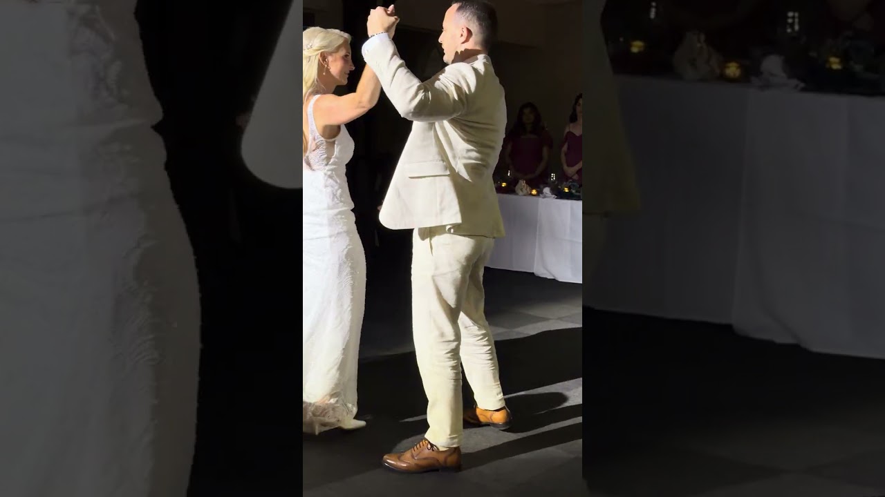 I get to love you - Ruelle Fi & Dan First Dance