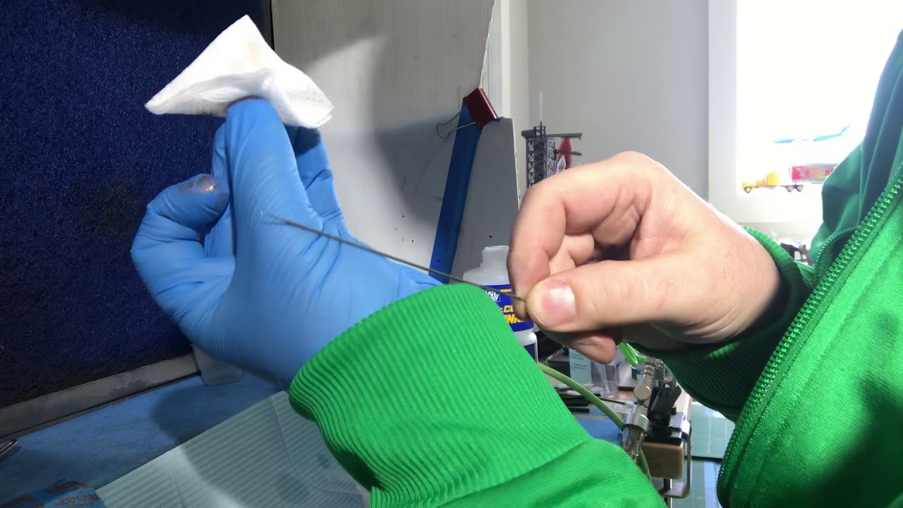 Airbrush cleaning II Lacquer paint