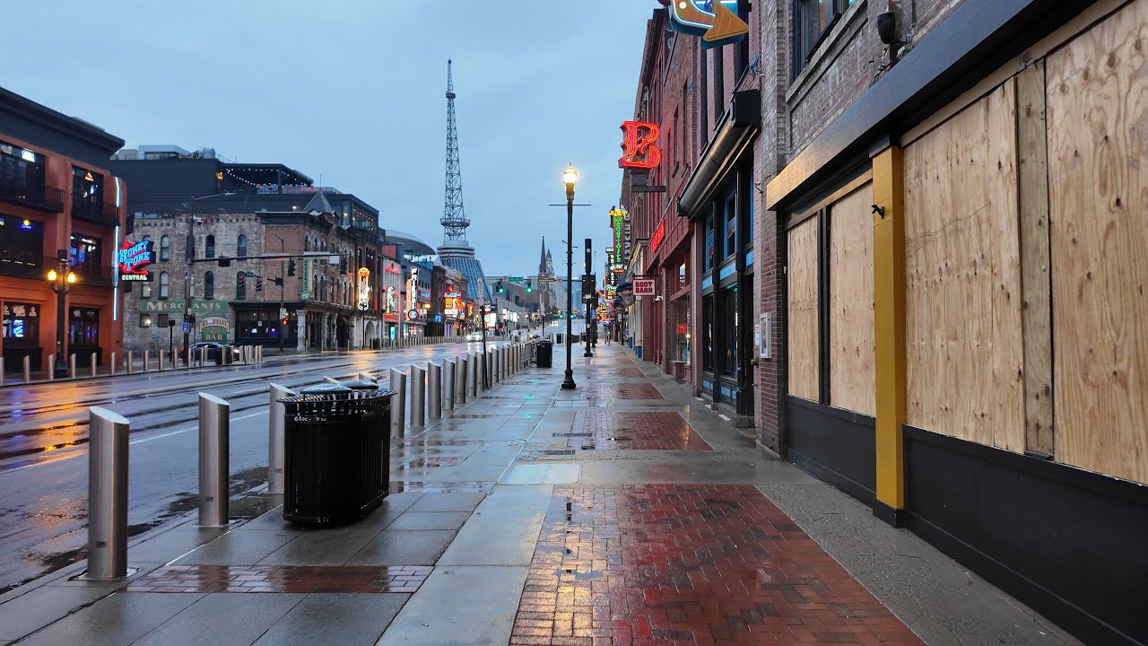 4K Sunrise Rain Walk in Nashville | Broadway, Downtown & Wet Streets