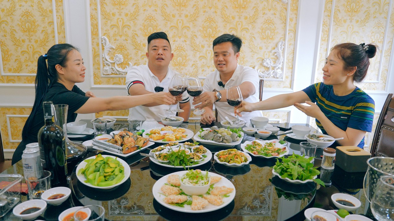 SAPA TV | THẮNG CỐ NGỰA SAPA TV ĐỔ BỘ CẨM PHẢ  &ndash; THƯỞNG THỨC ĐẠI TIỆC HẢI SẢN TẠI NH&Agrave; H&Agrave;NG ĐẠI DƯƠNG
