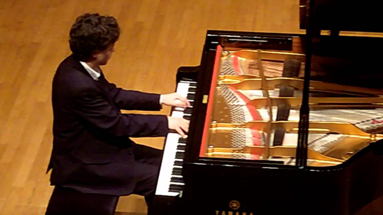 Rémi Geniet - Prokofiev:  Sonate pour piano n° 4 op. 29 en ut mineur