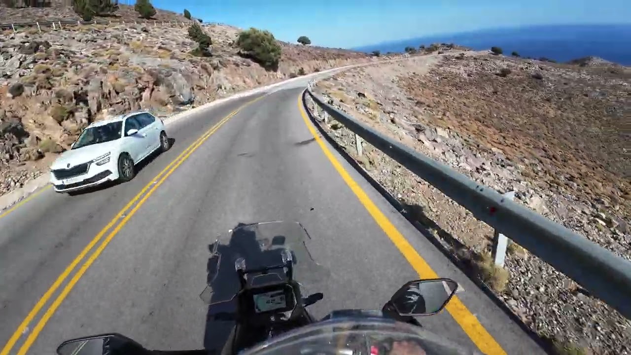 VSTROM 800 re στο passo της Ίμπρου στα Σφακιά