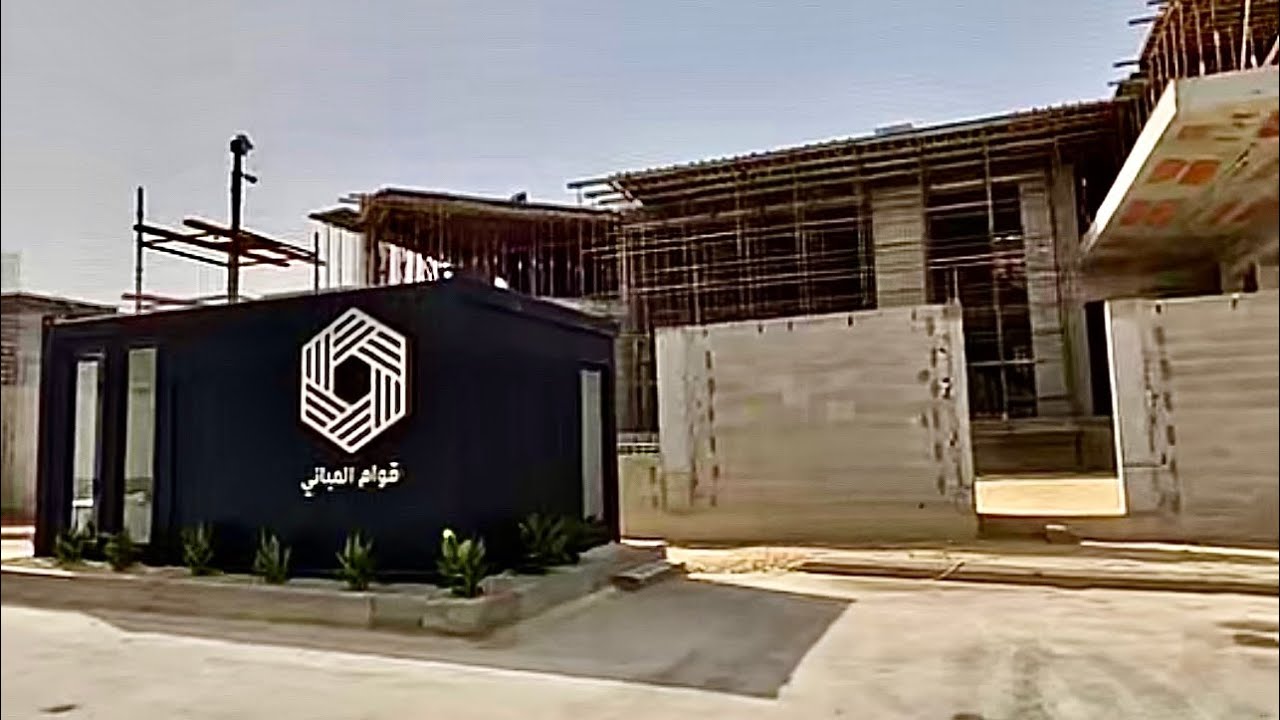 مكتب هندسي متنقل في الموقع .. بكذا الانجاز يكون اسرع و ادق 👍🏻 #مكتب #بناء