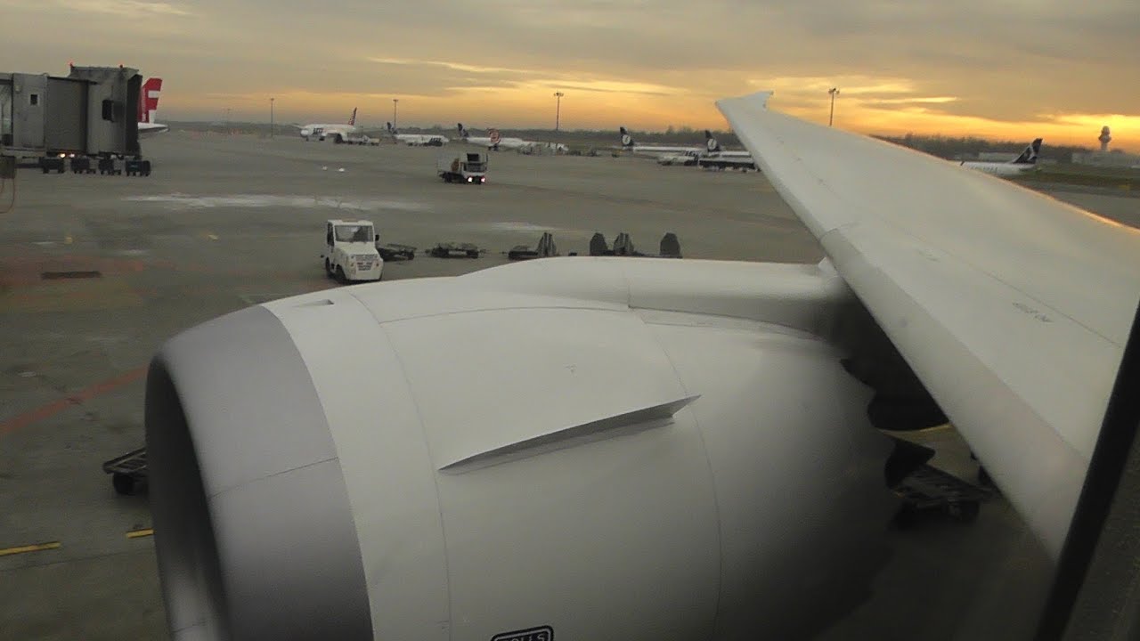 LOT Boeing 787-8 Dreamliner | London Heathrow to Warsaw Okecie *Full Flight*