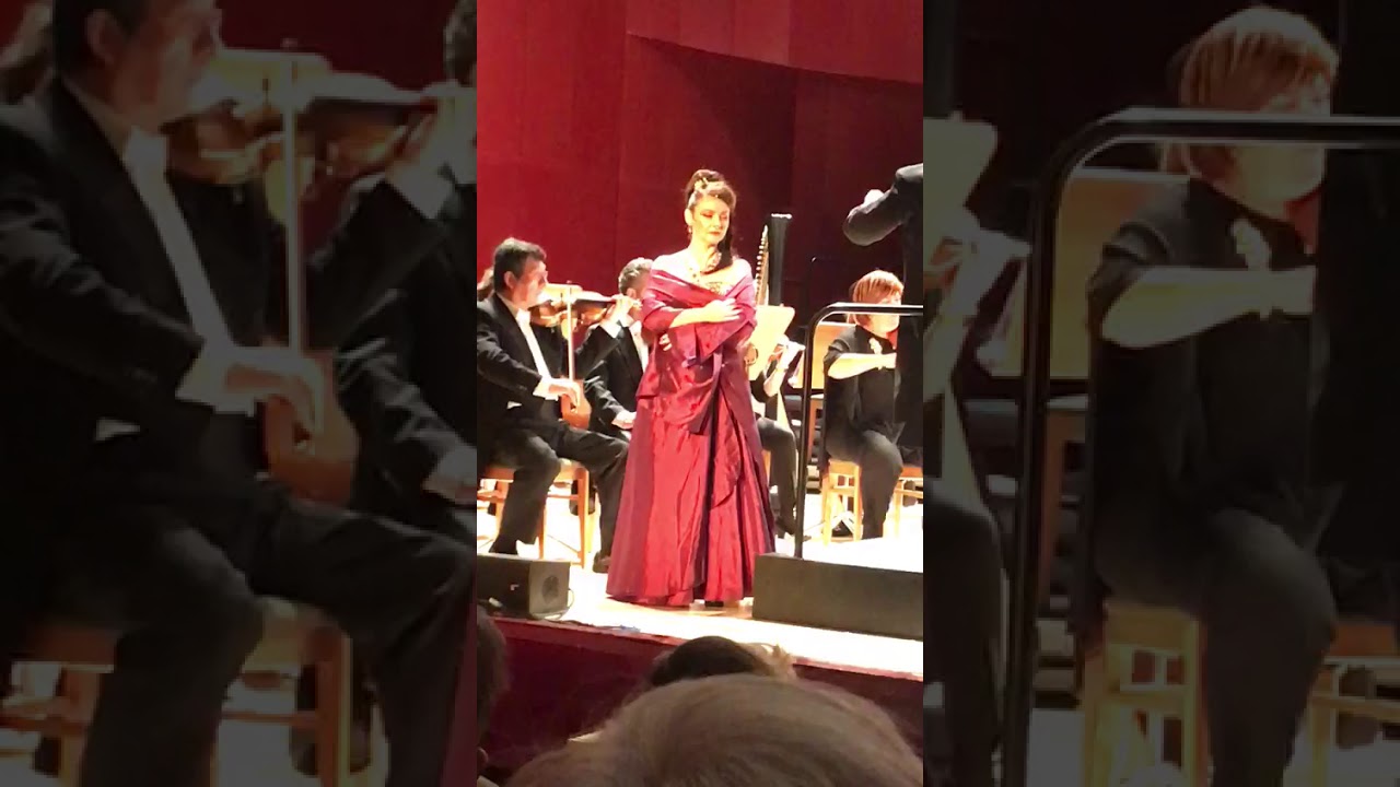 Chantal Garsan Soprano.
