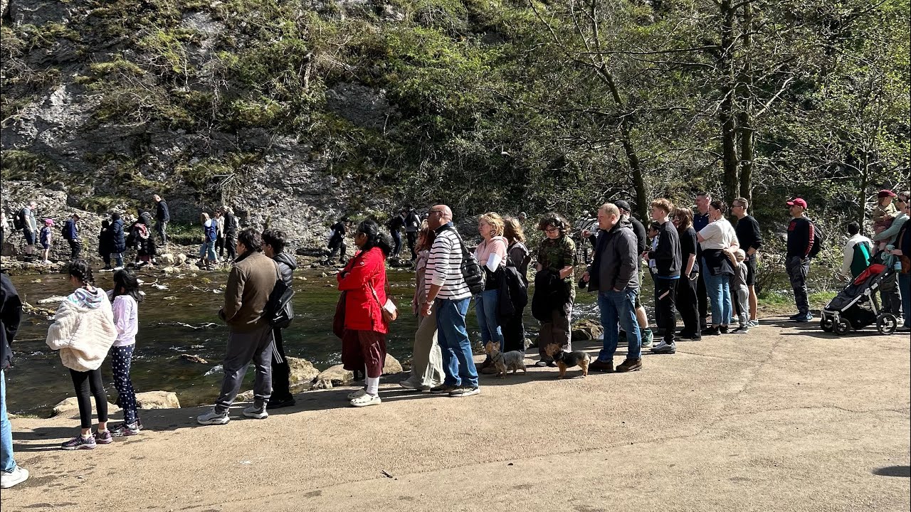 Easter,  exploring Dovedale, Peak District, UK 🇬🇧 Watch until the end to see magical stepping stones