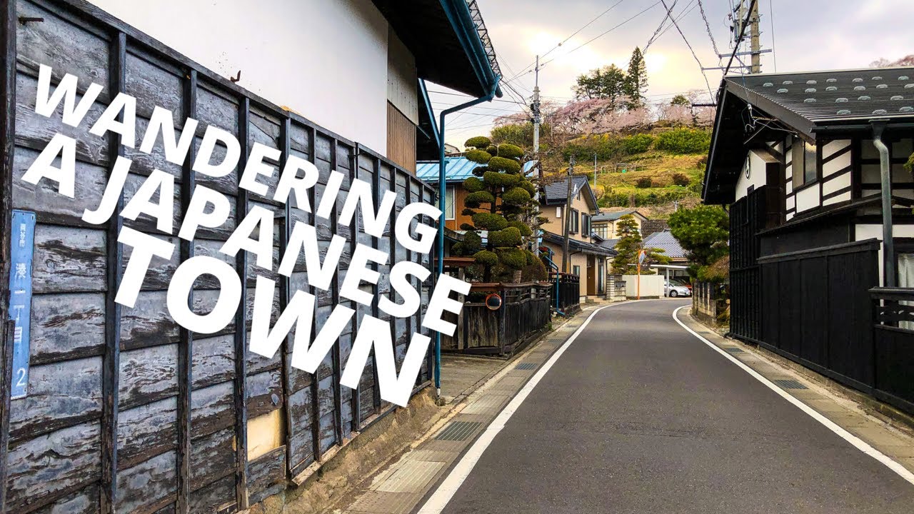 Wandering the Streets of a Japanese Lake-Town