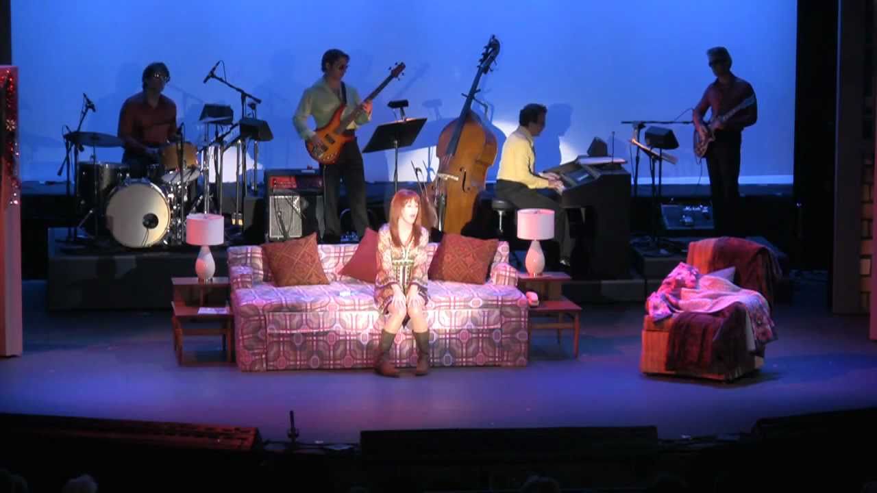Vicki Lewis in 