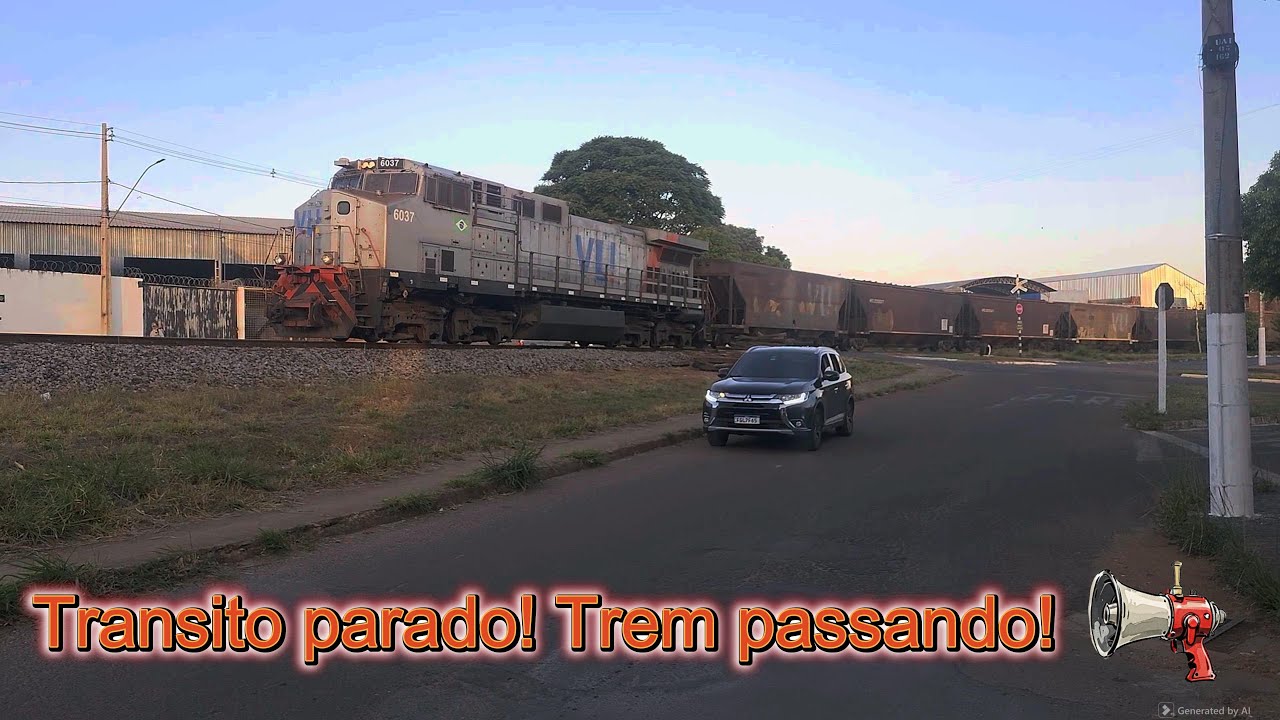 Uma Dash Só no Comando! Trem Vazio com Formação Diferente em Patrocínio
