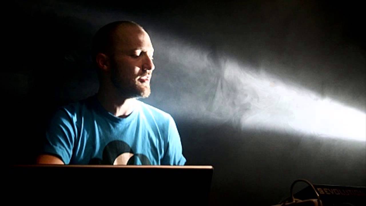 Paul Kalkbrenner - Aaron & Brighter Days (DjM Bootleg)