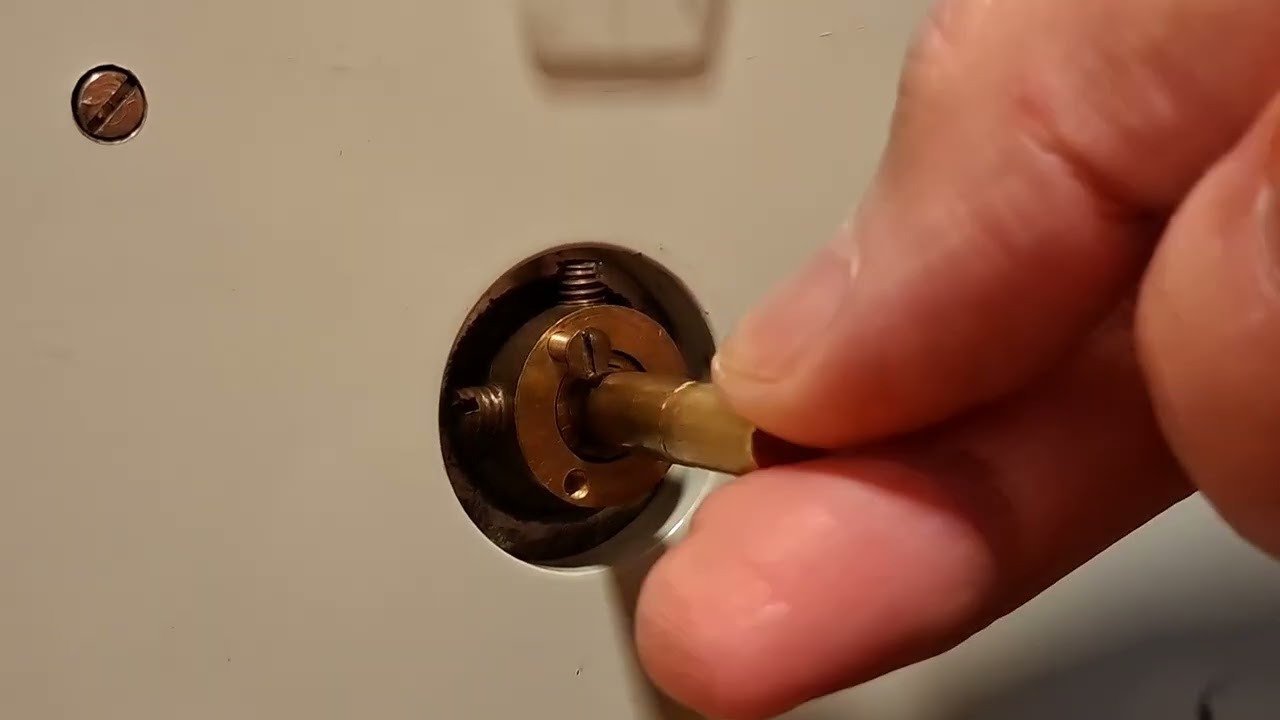 Faulty Vernier Drive on Rare Late1950's  - RATEC Audio Oscillator (Model 605)