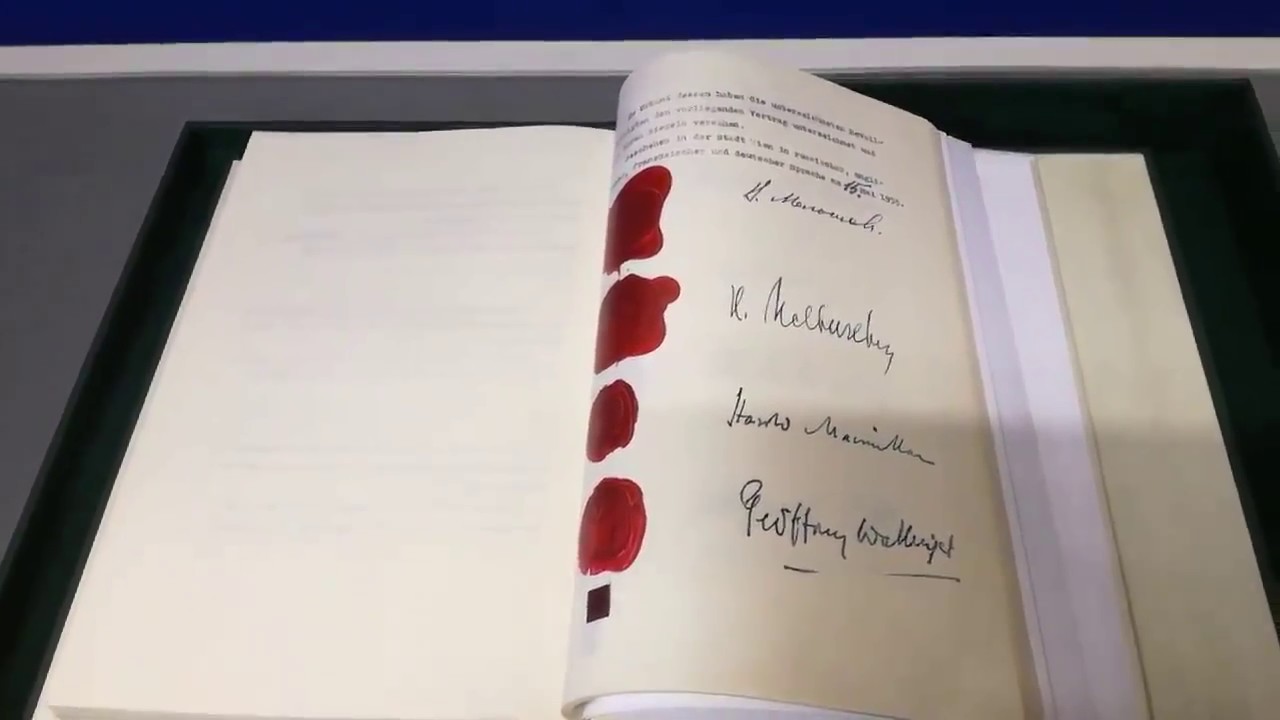 Посол России Дмитрий Любинский передал Австрии копию Госдоговора от 1955 года