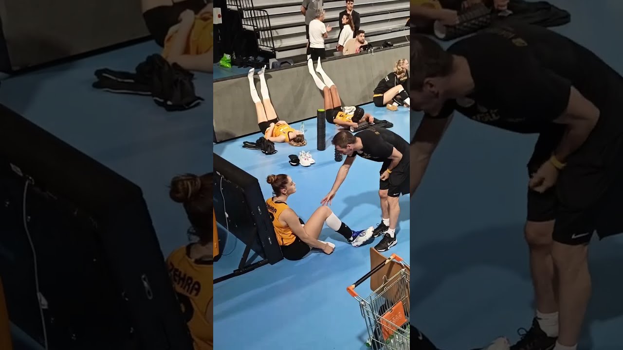 Zehra Güneş Yorgun ve Dertli - Vakıfbank Volleyball