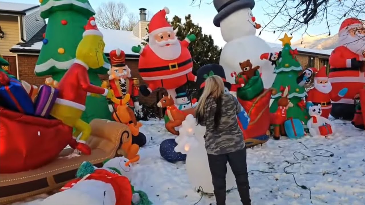 Decorating for Christmas Live! Decorating the Christmas Tree + More Inflatables!