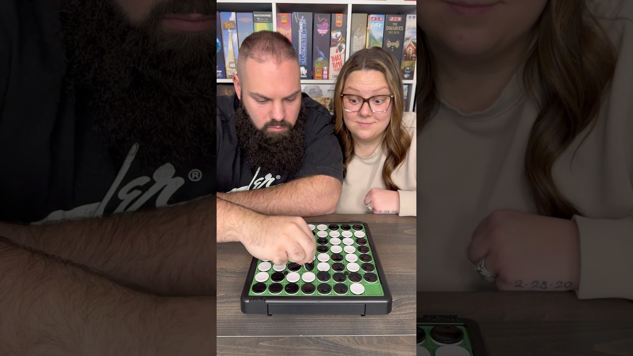 Come Play Othello With Us! #boardgames #couple #fun #ravensburger #Playravensburger #othello
