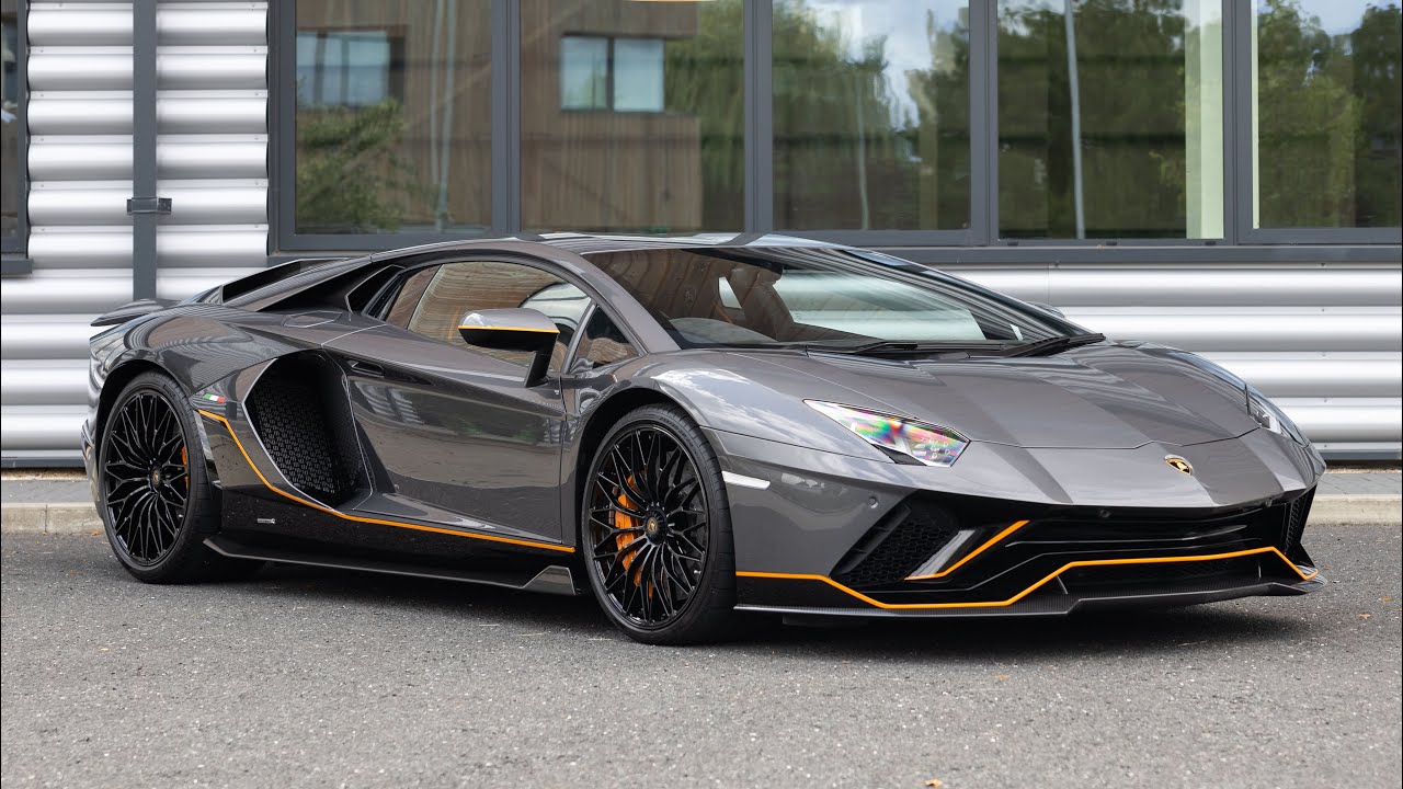 2022 Lamborghini Aventador Ultimae LP780-4 - Grigio Keres - Walkaround (4K)
