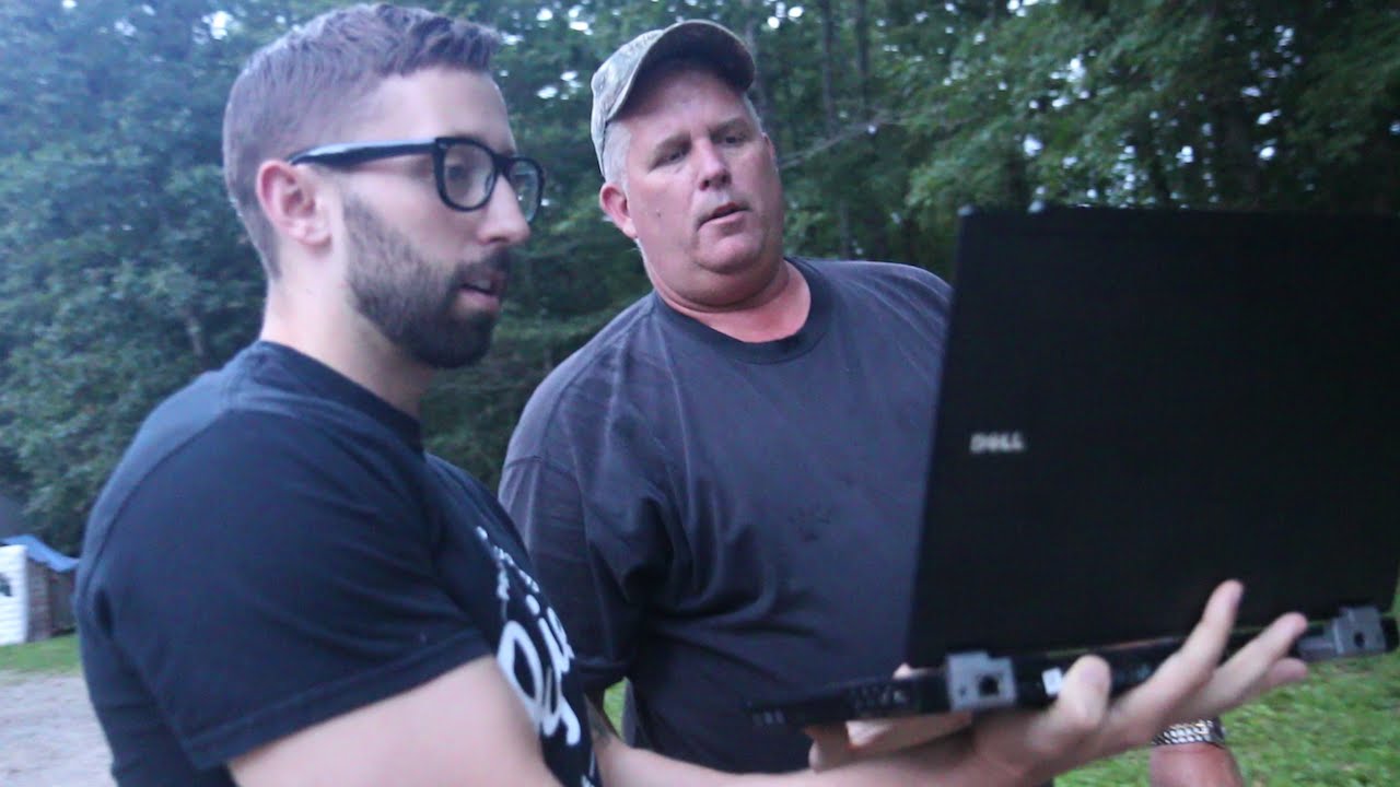 Psycho Dad Axes Laptop (Role Reversal)