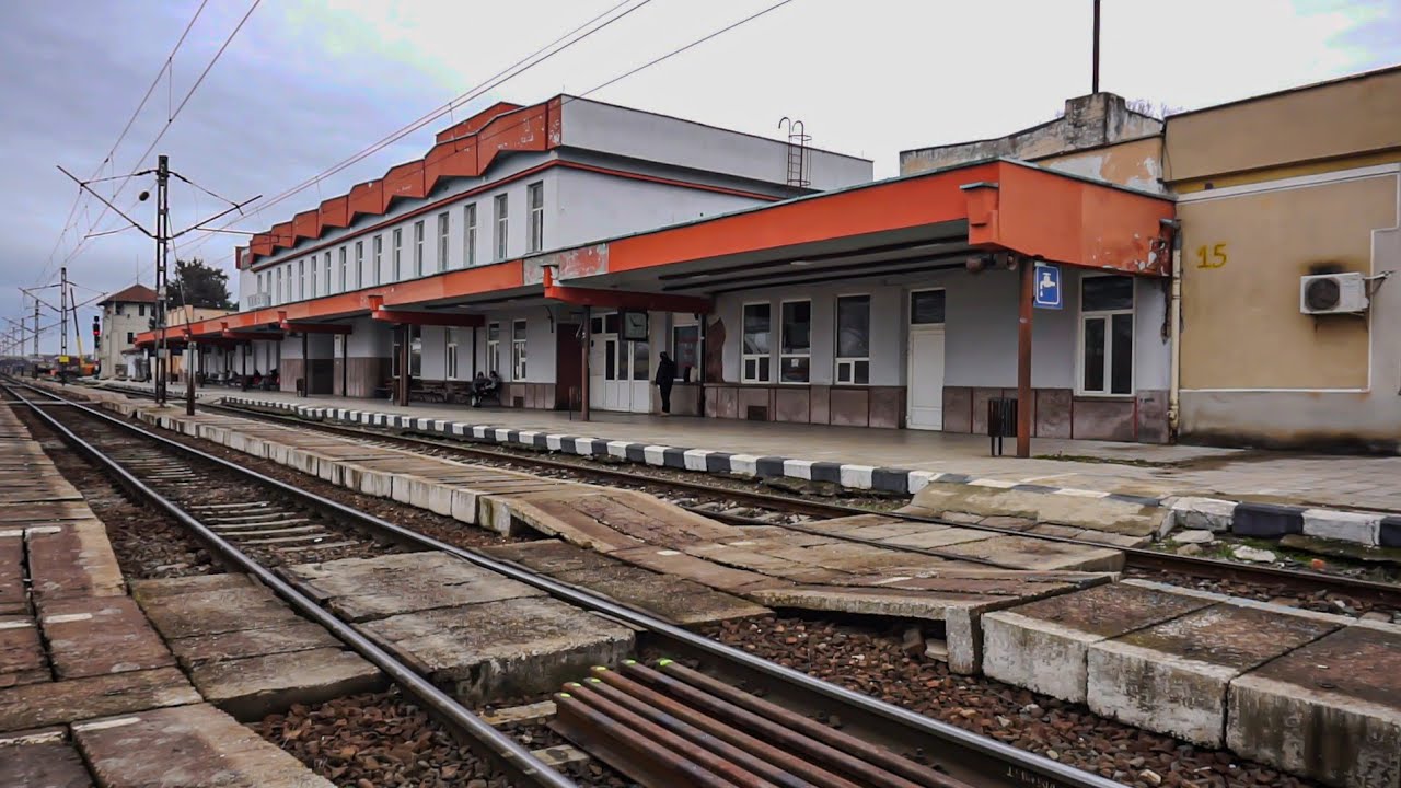 Gara Lugoj înainte de demolare / Lugoj Railway Station before demolition