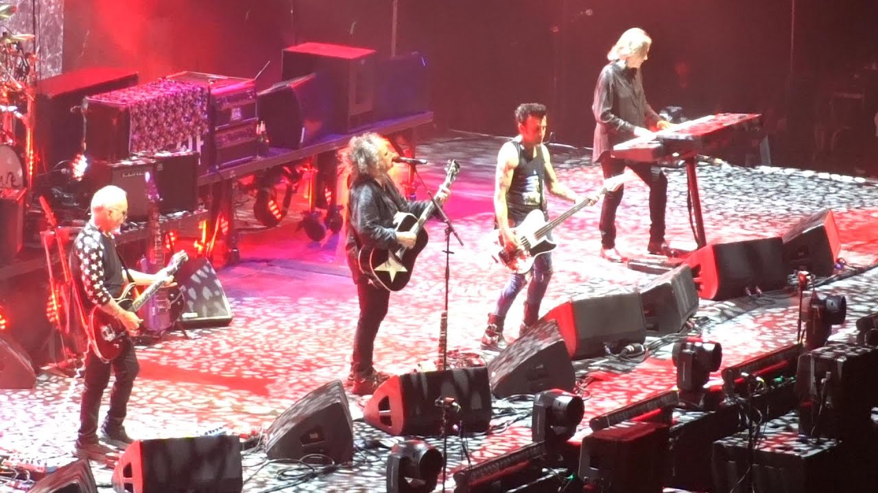 The Cure (Live @ Xcel Energy Center, St. Paul - June 8, 2023)