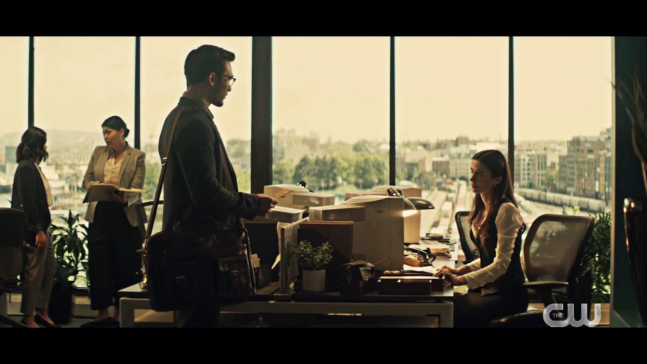 Clark Meets Lois Lane at Daily Planet | Superman & Lois | 1x11 (HD)