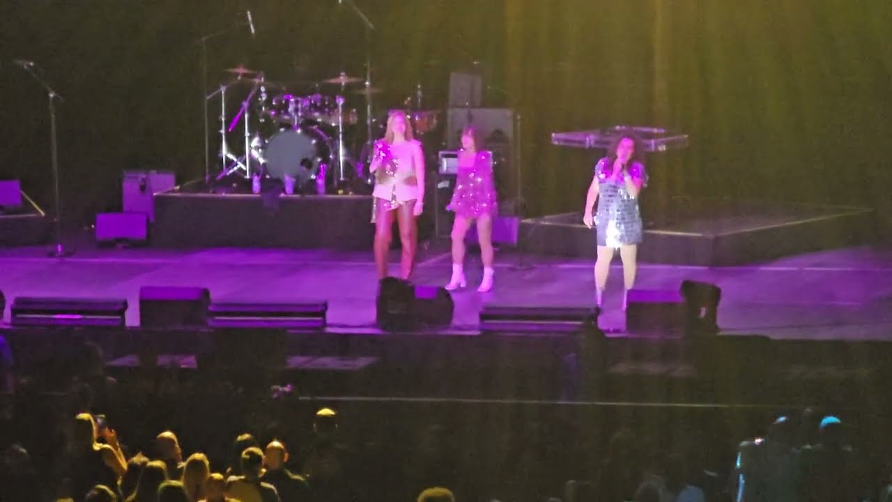 Expose - Seasons Change (Live)