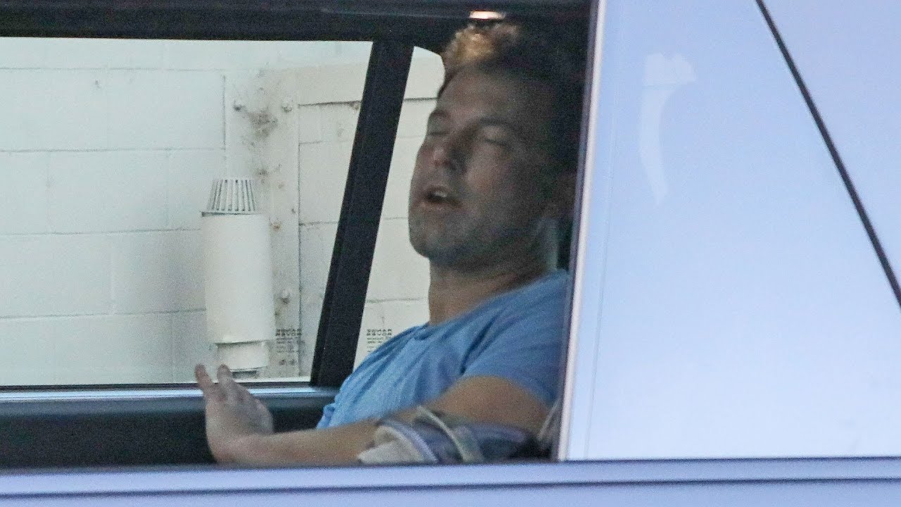 Ben Affleck Makes Jennifer Garner Take Him To A Drive-Thru Before Dropping Him Off Rehab