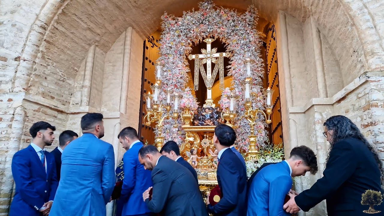 Salida de la Santa Cruz del Cerrillo de Villalba del Alcor - BM Carmen (Salteras)