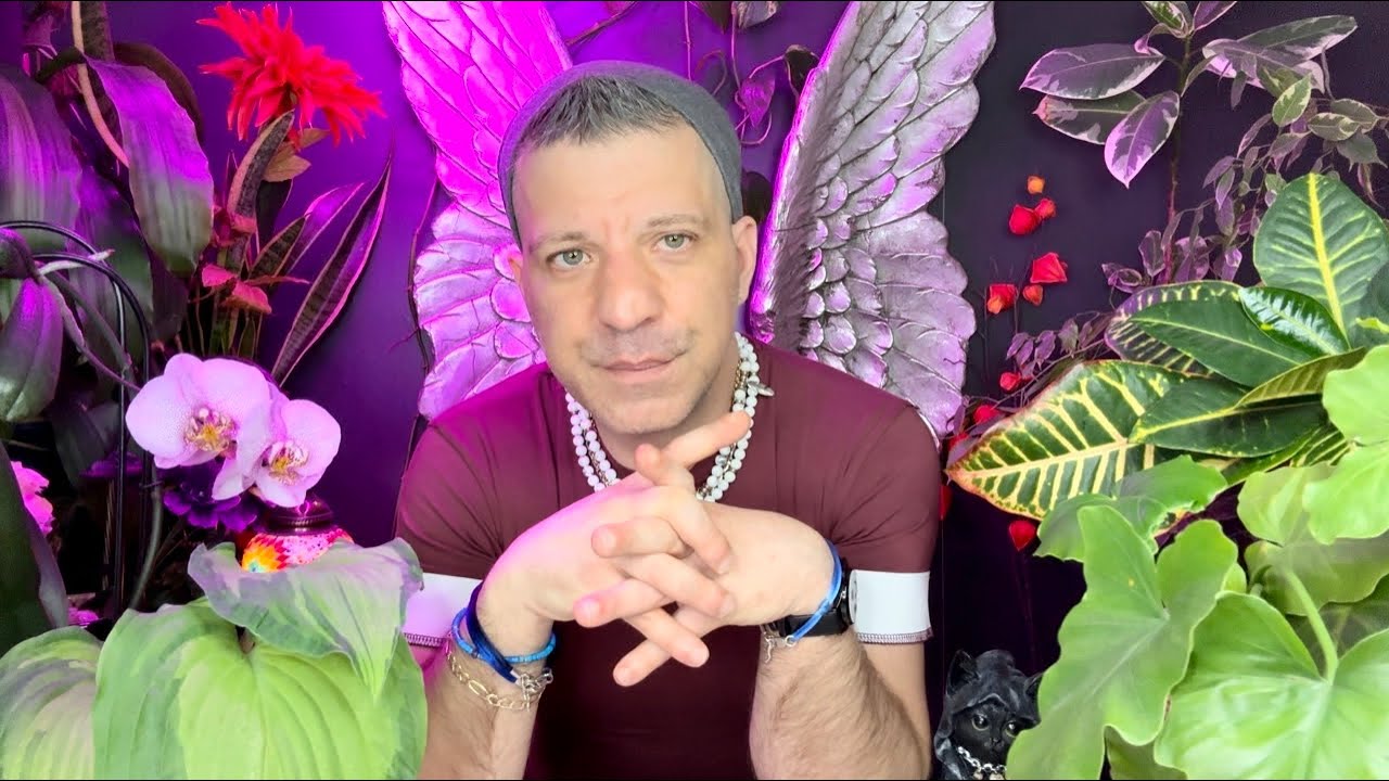 SAGITTARIUS Tarot ♐️ Big Big Changes Are On Their Way!! 10 -16 June Sagittarius Tarot Reading