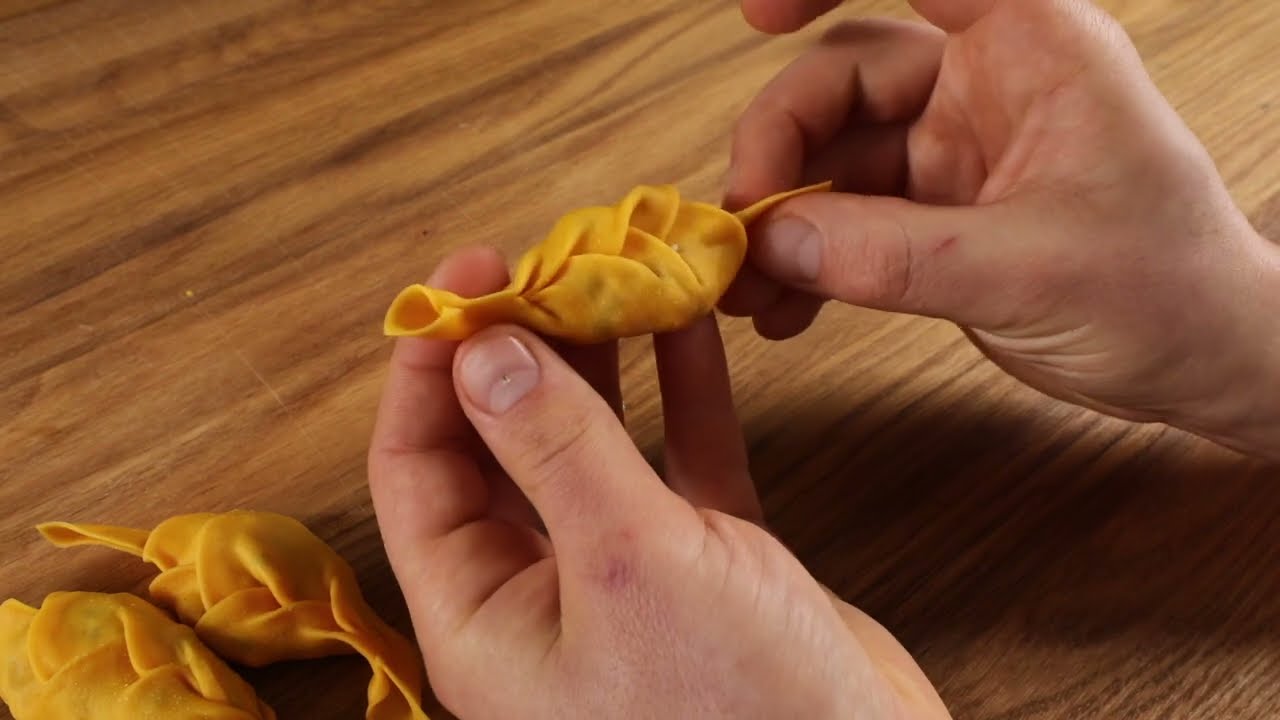 Pasta Masterclass - How to make Tortelli con la coda by Mateo Zielonka