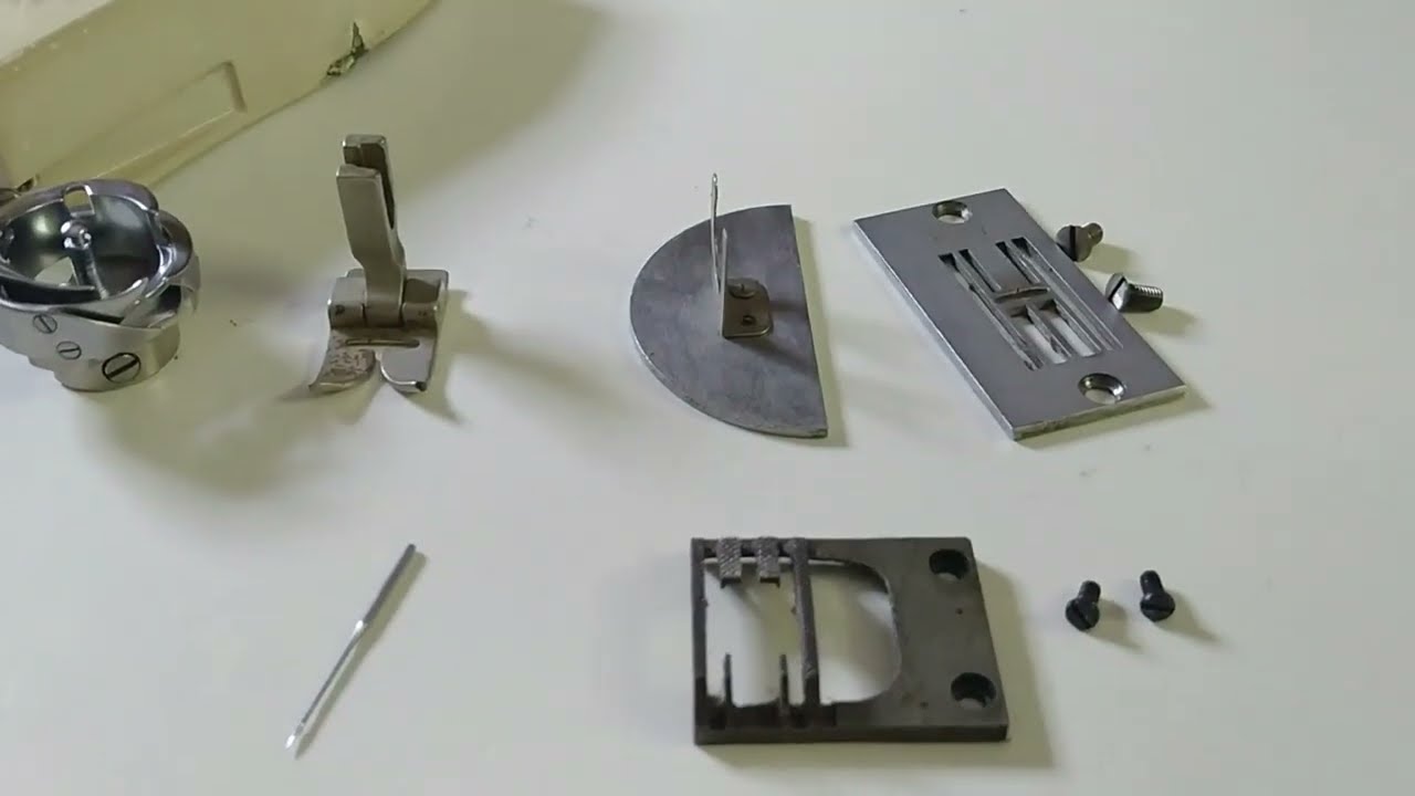 ZIG ZAG SEWING MACHINE  ROTARY HOOK TIMING 20U53
