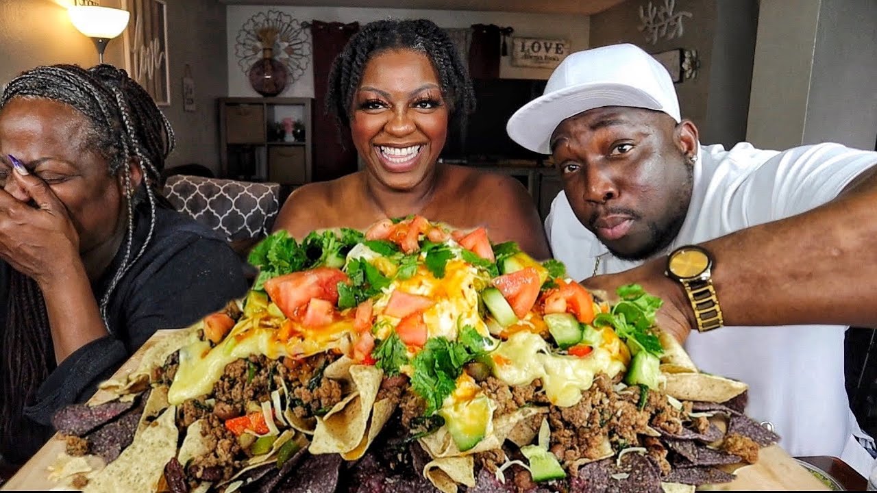 NACHOS MUKBANG WIT DA GANG!!