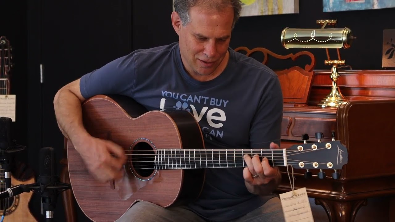Lowden F35  Sinker Redwood/Indian Rosewood