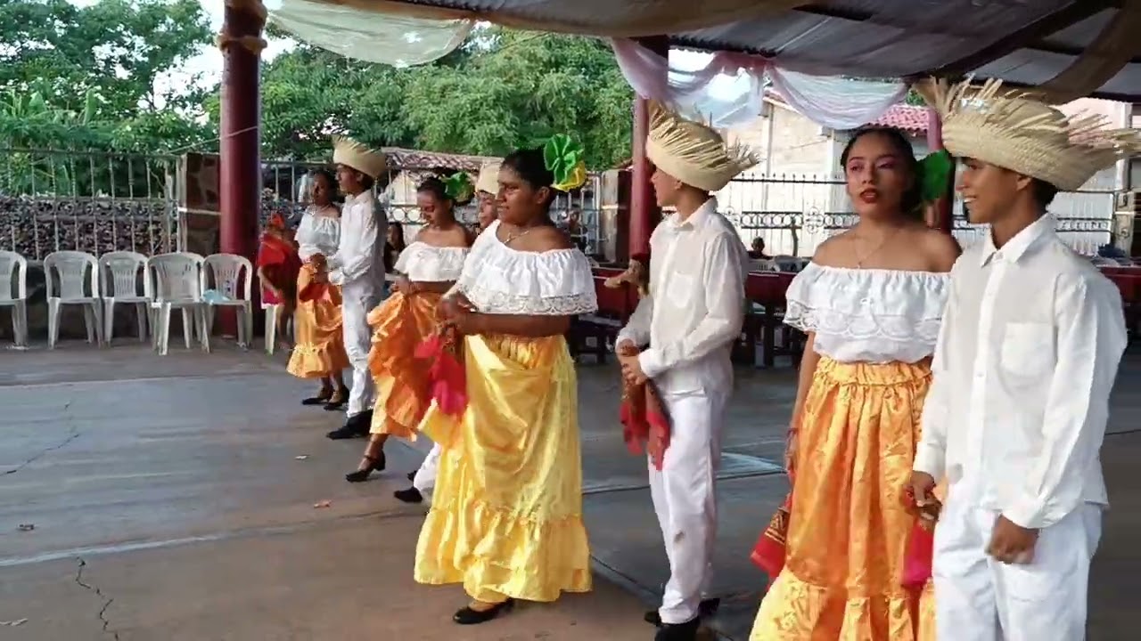 LA LAJA BALLET FOLCLÓRICO AXXIXTLI AJUCHITLAN
