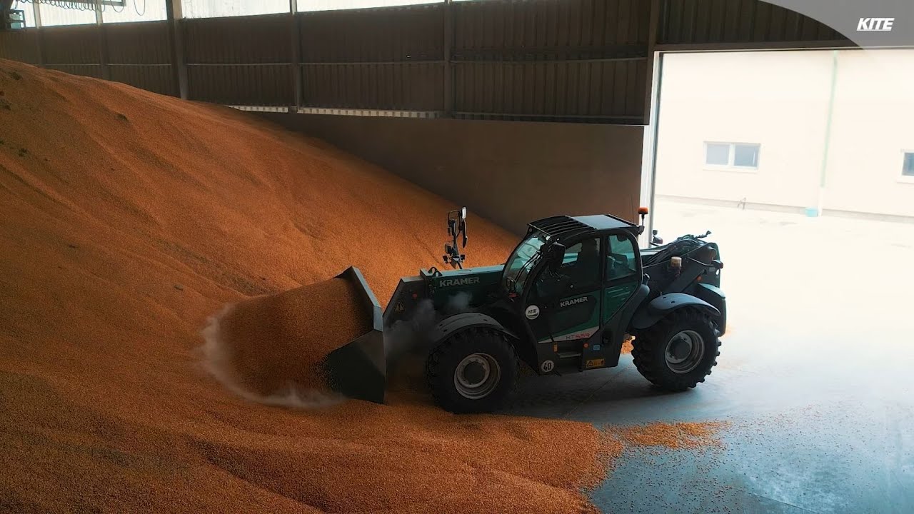 Kiemelkedő emelési magasság és kapacitás – 9 m, 5500 kg - Kramer KT559 rakodógép