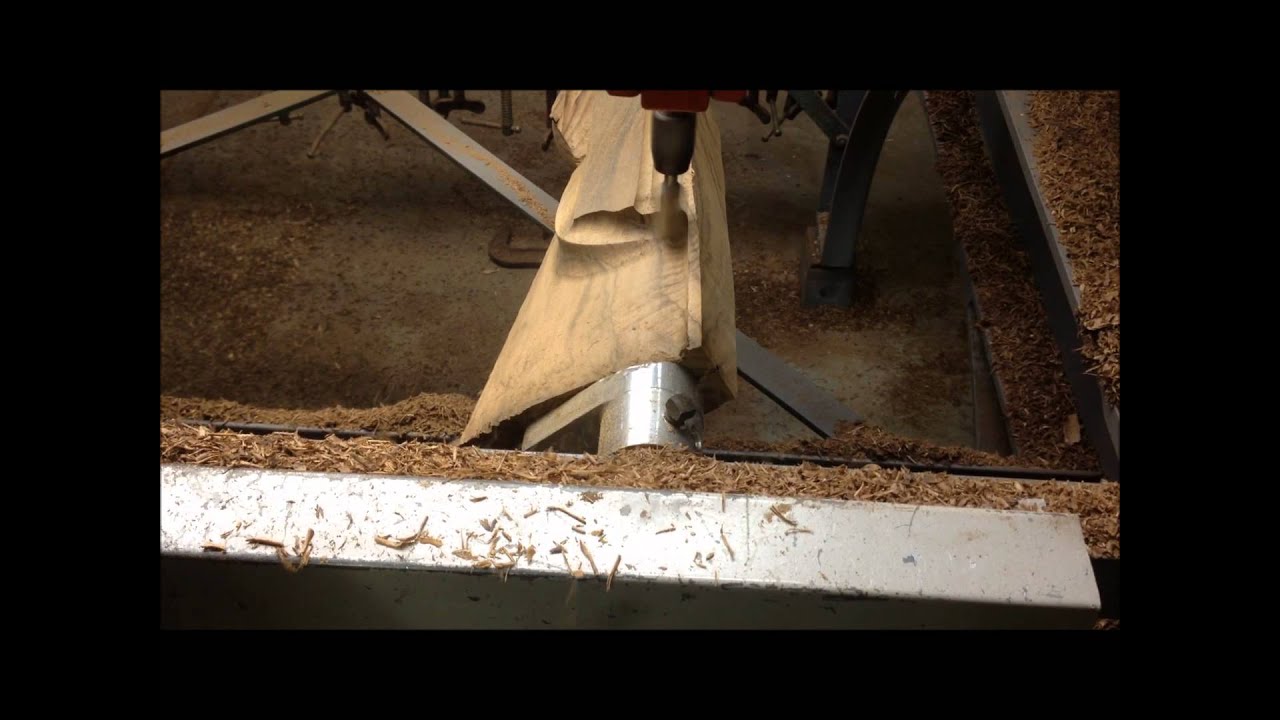 Carving Sako L579 classic rifle stocks.