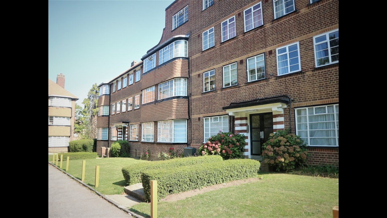 A spacious 2 bedroom flat available to rent in Cresta Court, Ealing