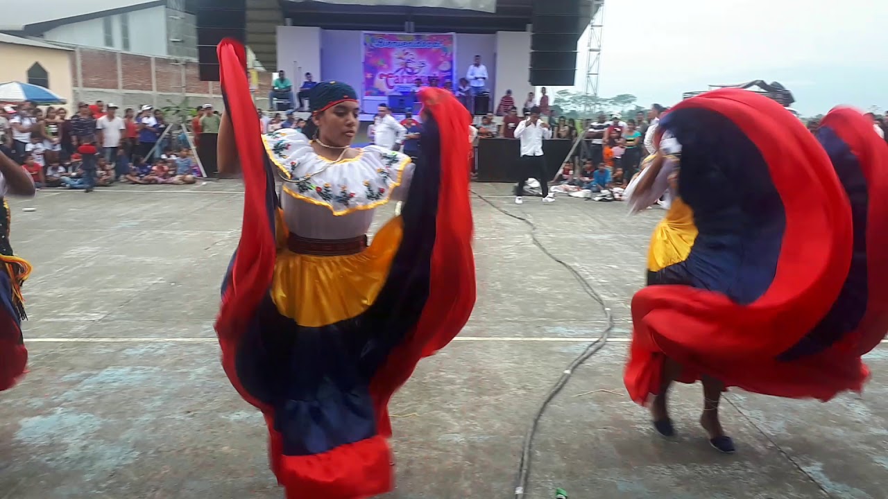 EL MEJOR CARNAVAL EN ECUADOR GRUPO MONTAÑITA DANCE