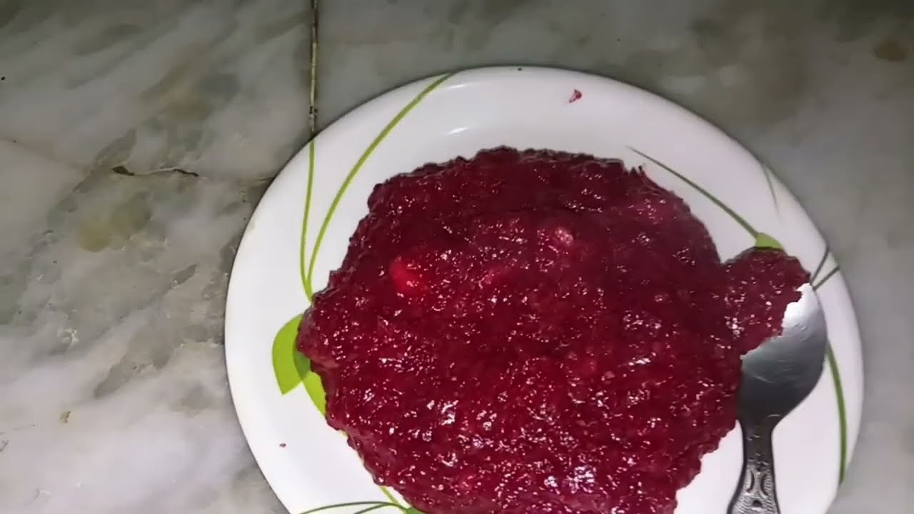 Sardiyon mien banaya tasty😋chukandar ka halwa👍🏻 Boht hi lajawab#halwa recipe#dessert#sweet dish 🩷🤤🤤.