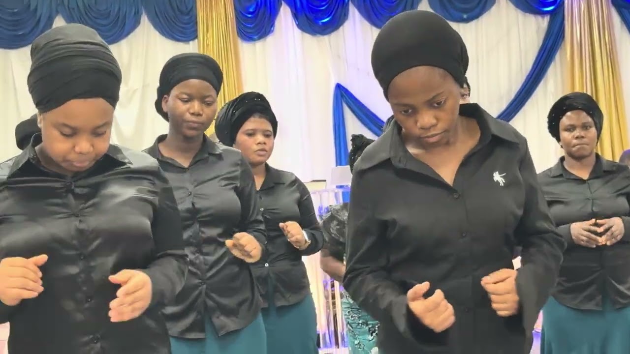 FMC AMANI CHOIR ILIVYOIMBA KWENYE MKUTANO WA CHRISTMAS 🎄Dayton, Ohio. 