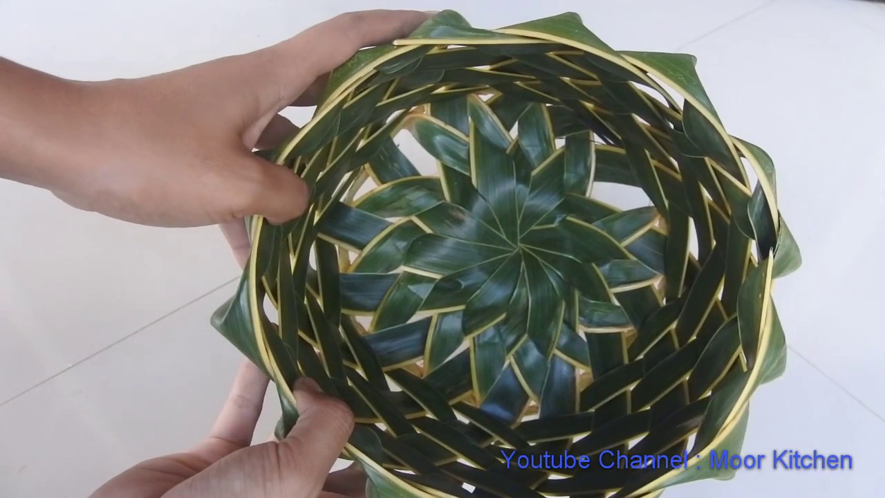 Tutorial pembuatan Panjang Ilang dari daun kelapa