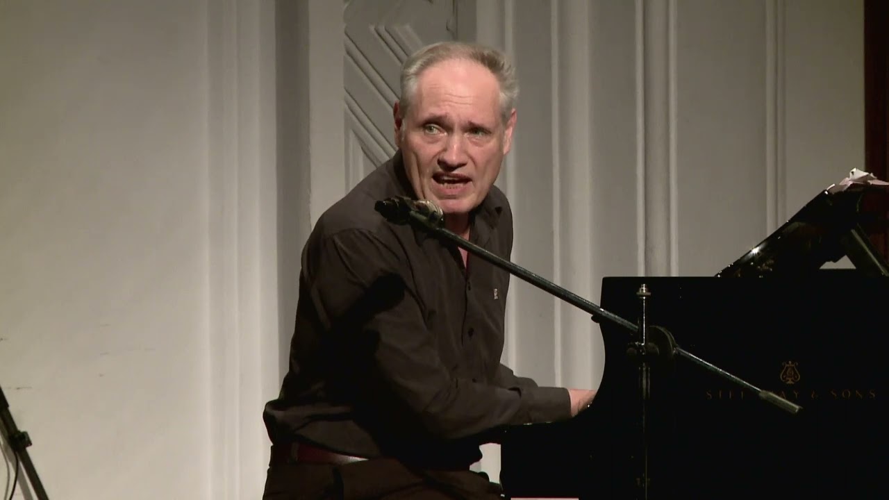 魏樂富《暗夜的螃蟹》